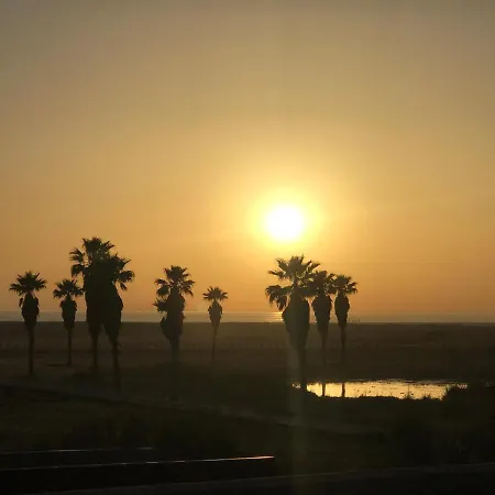 Stella Di Mare Local بيت ضيافة *