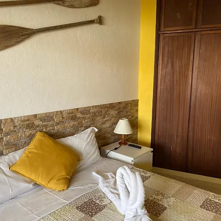 Stella Di Mare - Local Guest house