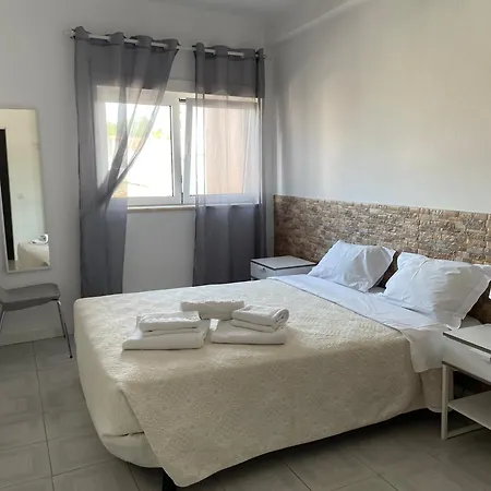 Stella Di Mare Local Πανσιόν