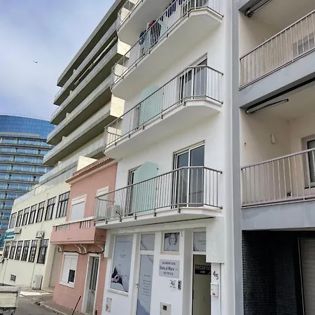 Stella Di Mare Local Πανσιόν