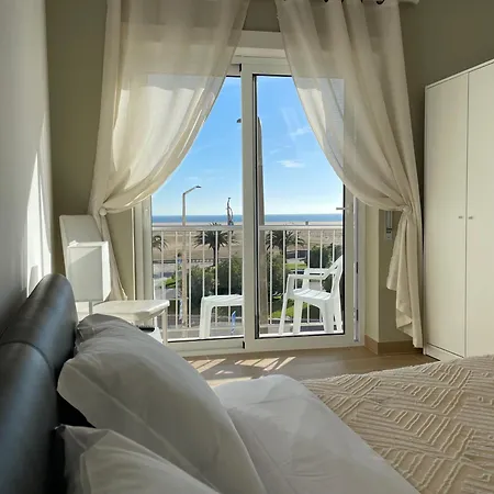 بيت ضيافة Stella Di Mare Local *